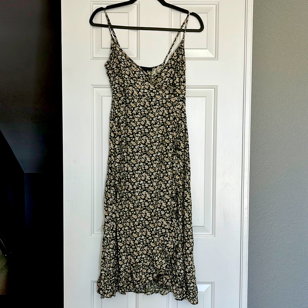 Forever21 strappy summer dress